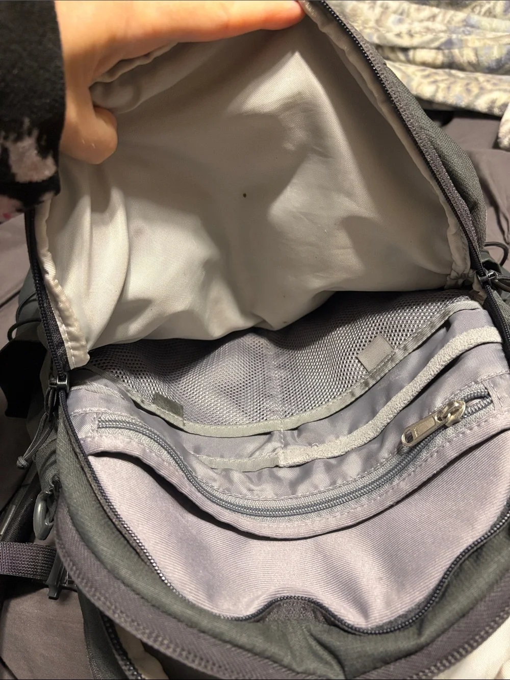 The North Face Black Borealis Backpack with Bungee Cord Front - Picture 6 of 8